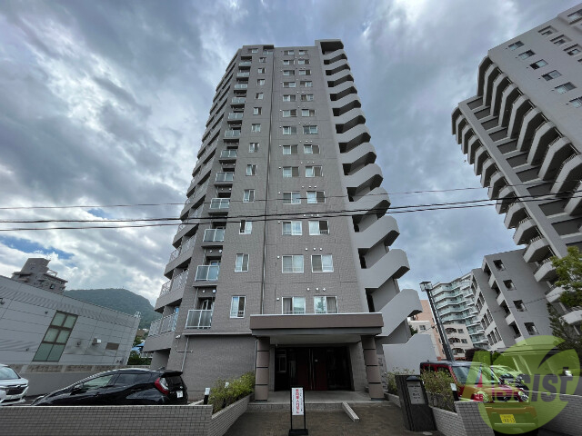 建物外観　札幌市中央区南１３条西「東急ドエルアルス旭ヶ丘アネックス」