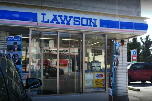 コンビニ　ローソン 西原津花波店（コンビニ）まで1377m