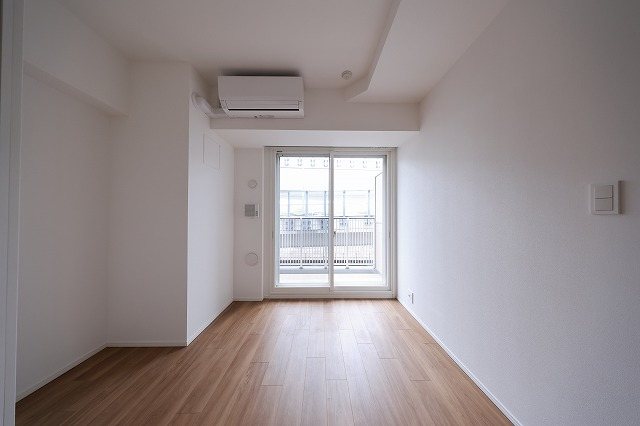 居室・リビング　居室※反転部屋参考写真