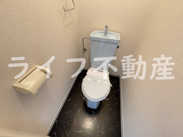 トイレ　清潔感のあるトイレです