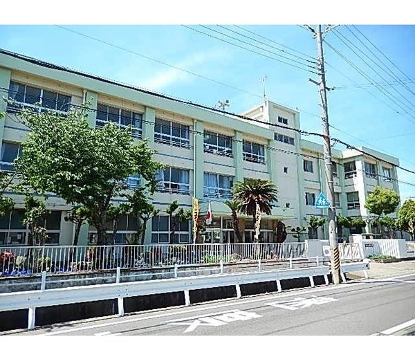 小学校　和歌山市立福島小学校（小学校）まで394m
