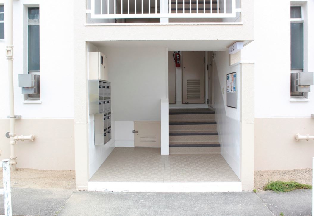 エントランス　建物の内部です
