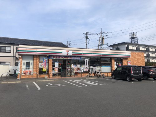 コンビニ　セブンイレブン 佐賀鍋島八戸店（コンビニ）まで1131m