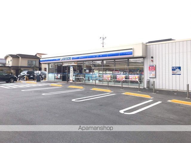 コンビニ　ローソン（コンビニ）まで566m