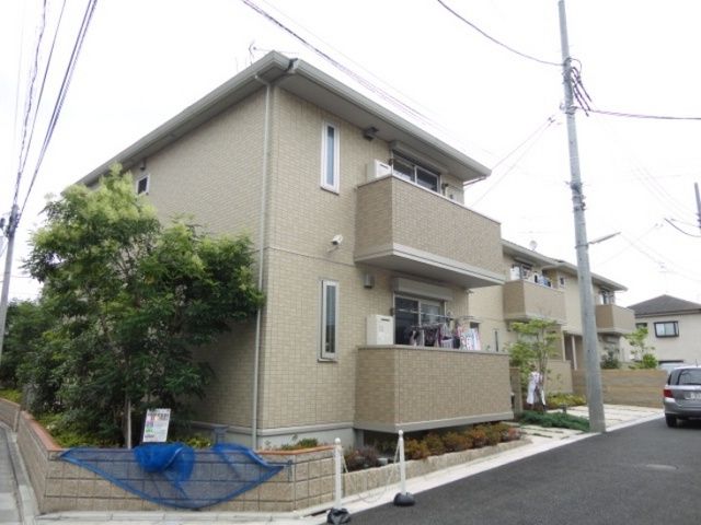 建物外観　★駅徒歩４分★