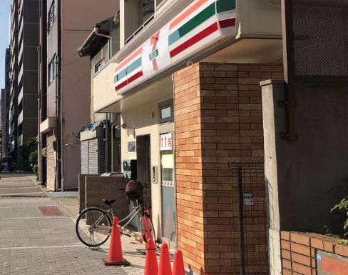 コンビニ　セブンイレブン 大阪幸町3丁目店（コンビニ）まで125m
