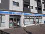コンビニ　ローソン府中多磨駅前店（コンビニ）まで213m