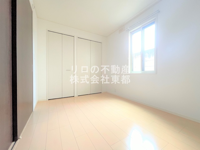 その他部屋・スペース　上品に仕上がった明るい室内空間です！