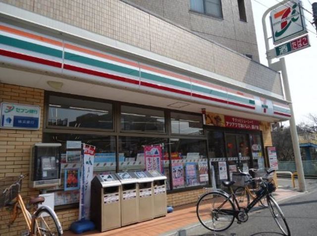 コンビニ　セブンイレブン川崎堰店（コンビニ）まで828m