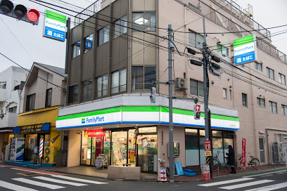 コンビニ　ファミリーマート 富士見ケ丘店（コンビニ）まで361m