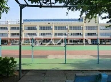 小学校　墨田区立横川小学校（小学校）まで634m