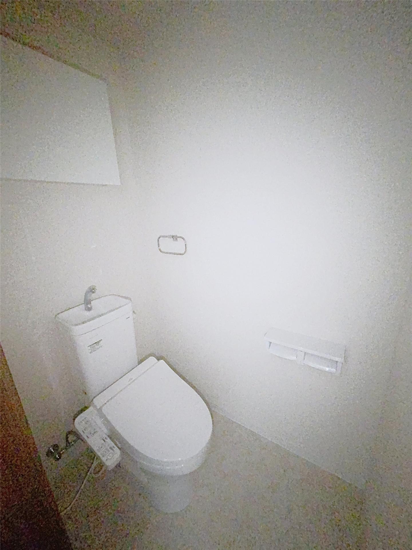トイレ　ほかのお部屋の写真です。