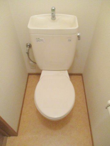 トイレ　ゆったりとした空間のトイレです