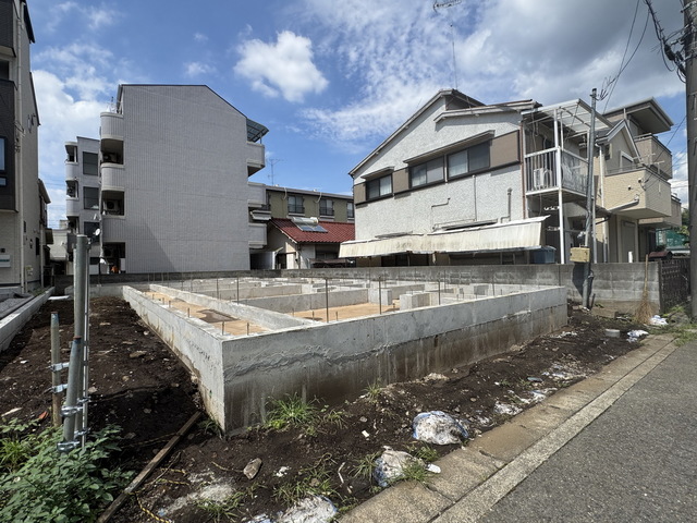 建物外観　～頑張って建築中～