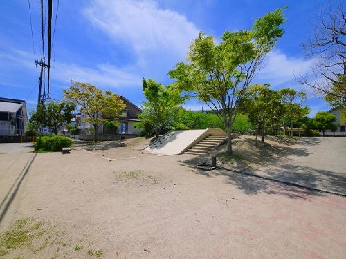 公園　白庭台西公園（公園）まで265m