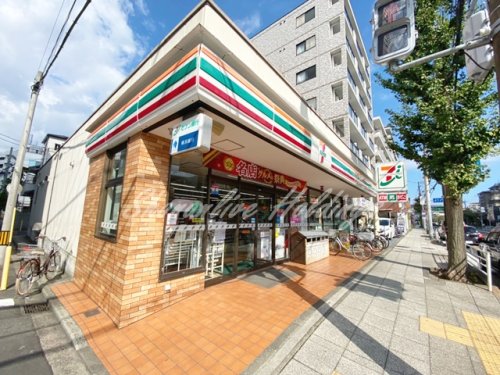 コンビニ　セブンイレブン 横浜本牧2丁目店（コンビニ）まで226m
