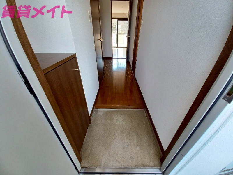 玄関　別棟同型参考写真