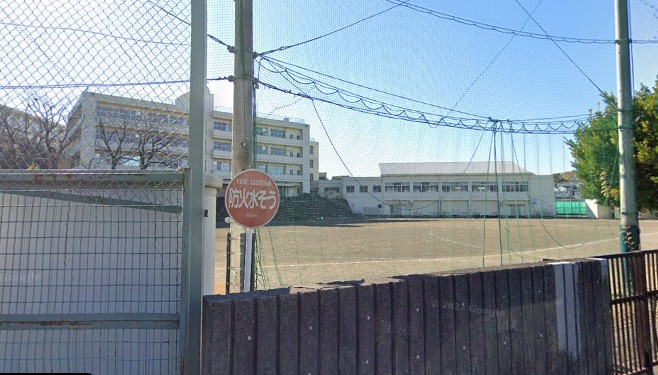 中学校　座間市立南中学校（中学校）まで1116m