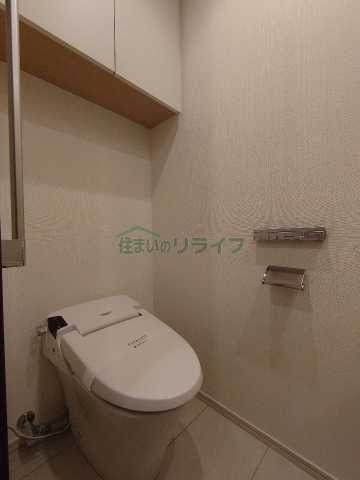 トイレ　コンフォリア新宿イーストサイドタワー