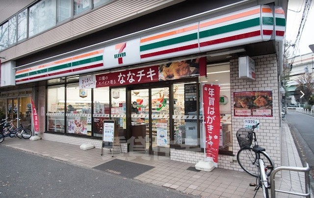 コンビニ　セブンイレブン　世田谷上北沢店（コンビニ）まで286m