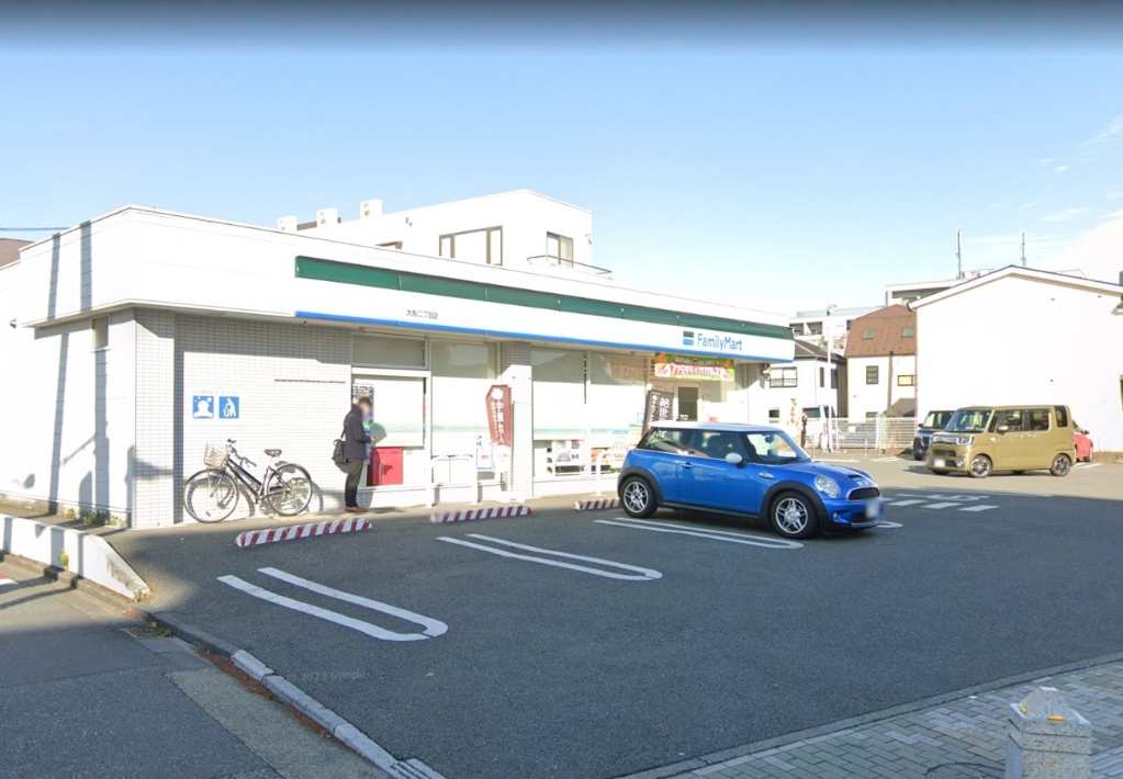 コンビニ　ファミリーマート 大船二丁目店（コンビニ）まで853m