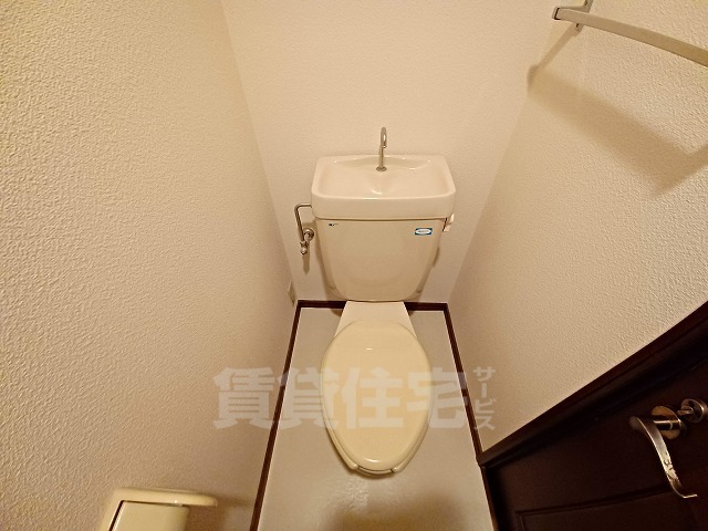 トイレ　同物件別部屋