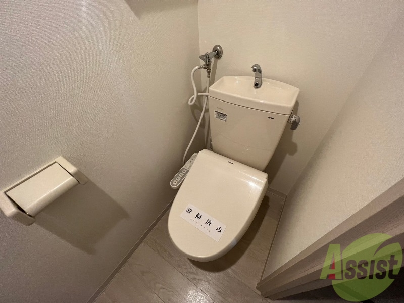 トイレ　ウォシュレット機能がついたトイレ。安心して使用できますね。