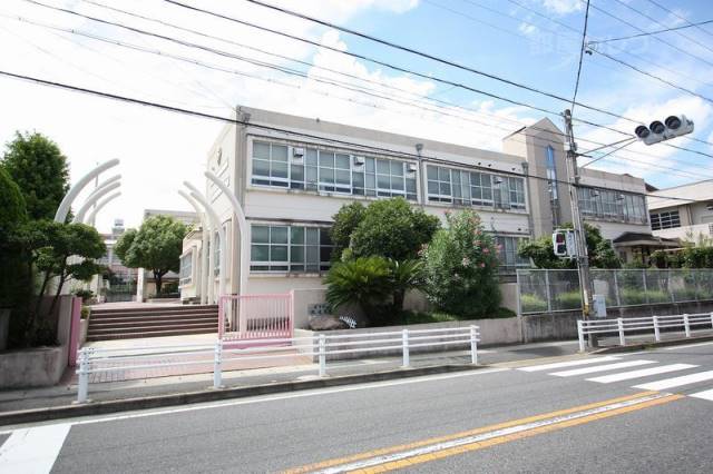 中学校　原中学校（中学校）まで1130m