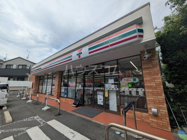 コンビニ　セブン-イレブン世田谷経堂３丁目店（コンビニ）まで773m