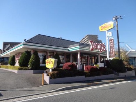 飲食店　デニーズ小机店（飲食店）まで937m