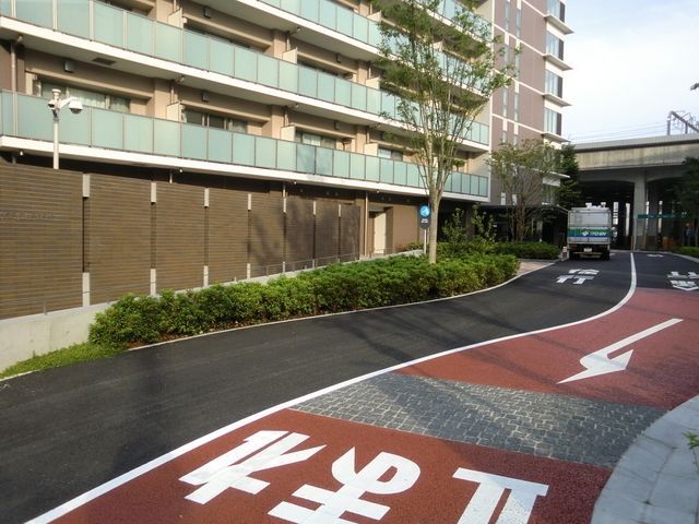 エントランス　★お問い合わせはタウンハウジング祖師ヶ谷大蔵店まで★