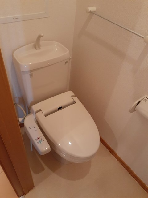 フォーリストCのトイレ写真
