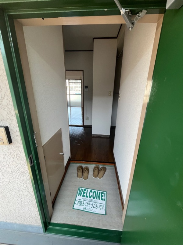玄関　※他部屋参考写真