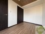 その他部屋・スペース　こちらのお部屋は光が差し込む、温かみのあるお部屋です。