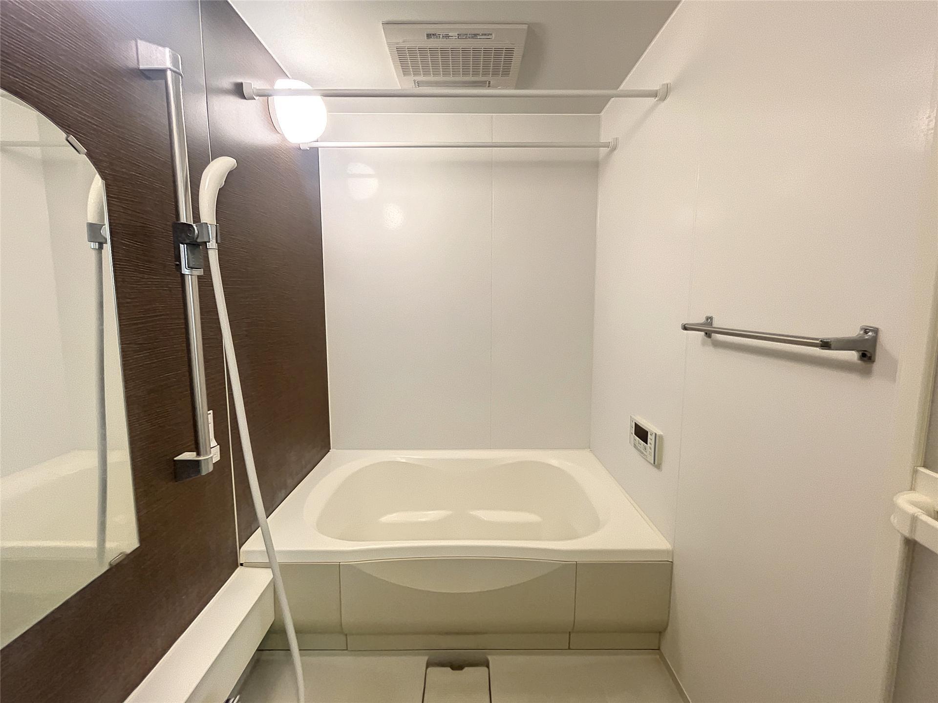 バス・シャワールーム　ほかのお部屋の写真です。