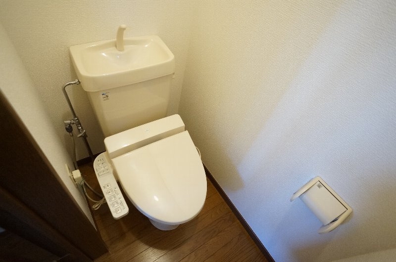 ゆあーずホーム剣崎 C棟のトイレ写真
