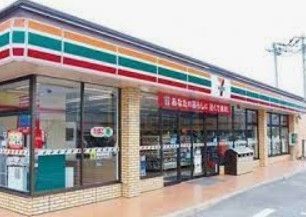 コンビニ　セブンイレブン中野本町4丁目店（コンビニ）まで190m