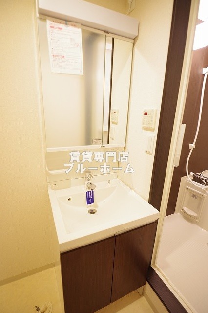 洗面設備　独立洗面台あります！