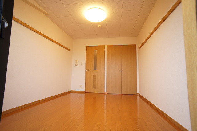 その他部屋・スペース　明るい雰囲気で暮らしやすい！優しい質感の室内がオススメ☆