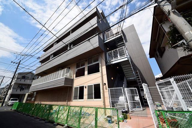 建物外観　★３沿線利用可立地★