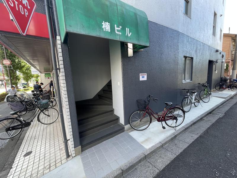 楠ビルの外観写真