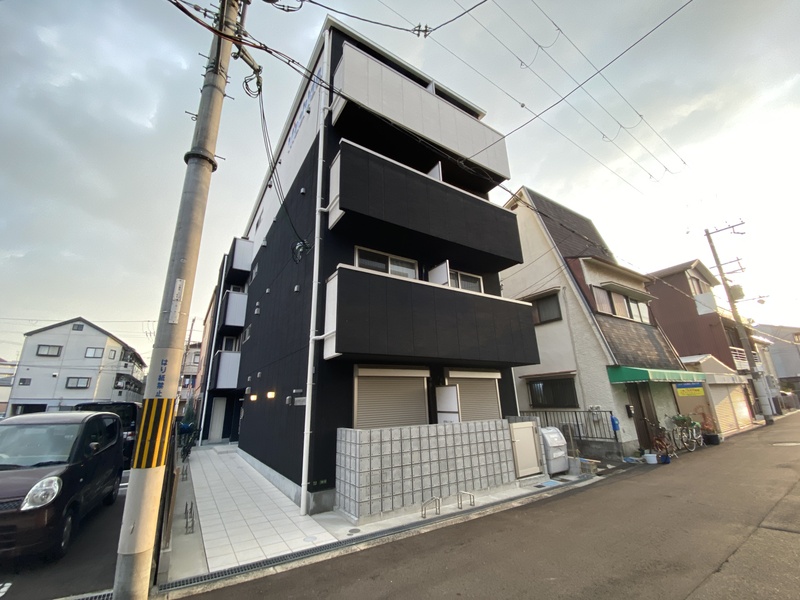 建物外観　☆仲介手数料不要です！☆お気軽にお問い合わせください♪