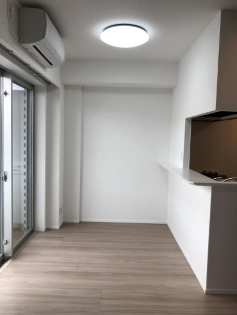 RELUXIA氷川台の居間写真