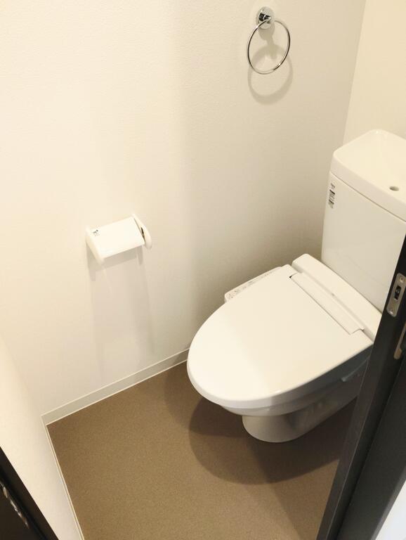 エステイトE東加古川のトイレ写真