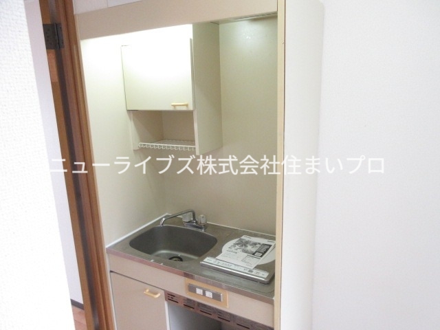 京阪本線 寝屋川市駅 徒歩13分 4階建 築29年のキッチン写真