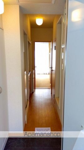ＪＲ常磐線 松戸駅 徒歩17分 3階建 築20年の玄関写真