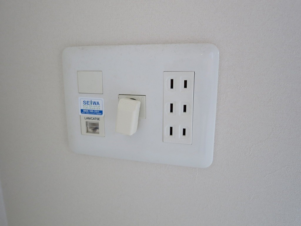 その他設備　光インターネットが差し込むだけで無料で使い放題です。