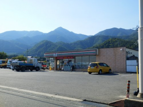 コンビニ　セブン－イレブン　近江舞子店（コンビニ）まで300m