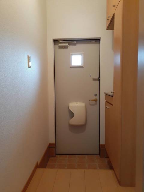 玄関　明るい玄関です