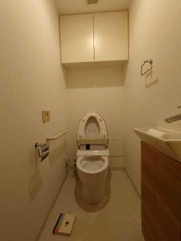 トイレ　別部屋参考画像